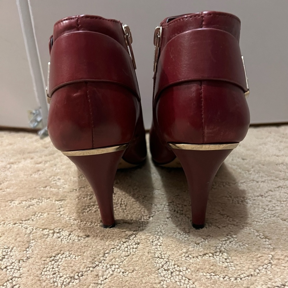 Vince Camuto Ankle Boots size 8 - Picture 4 of 8